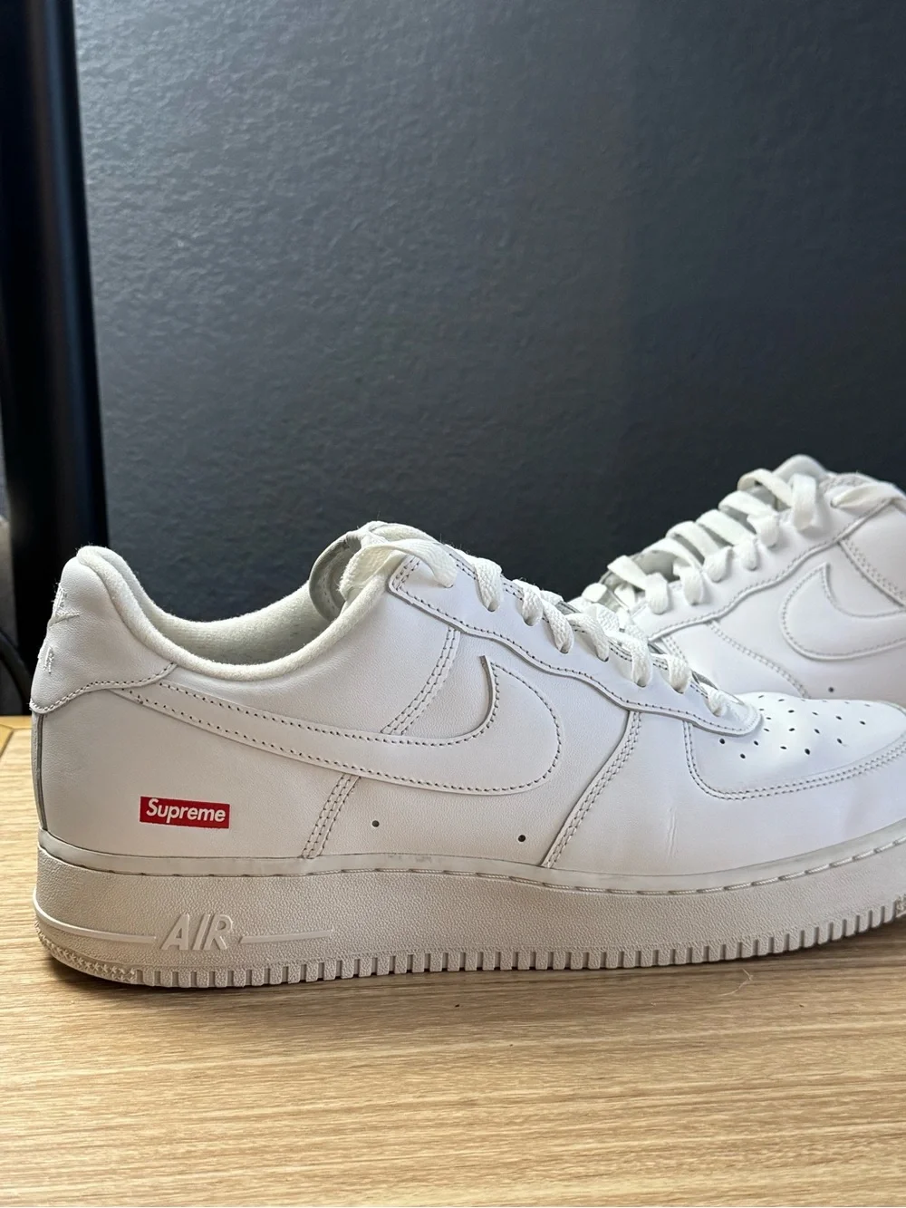Nike Air Force 1 Supreme - White